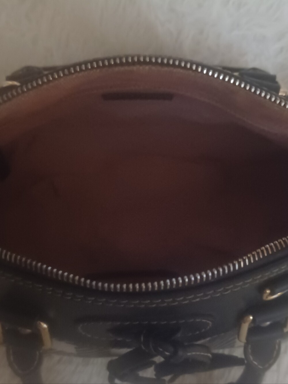 Dooney & Bourke VINTAGE Bag WITH CHARM, 11x7 slight stain and fading on bottom. - Picture 8 of 11